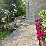 Garden & View